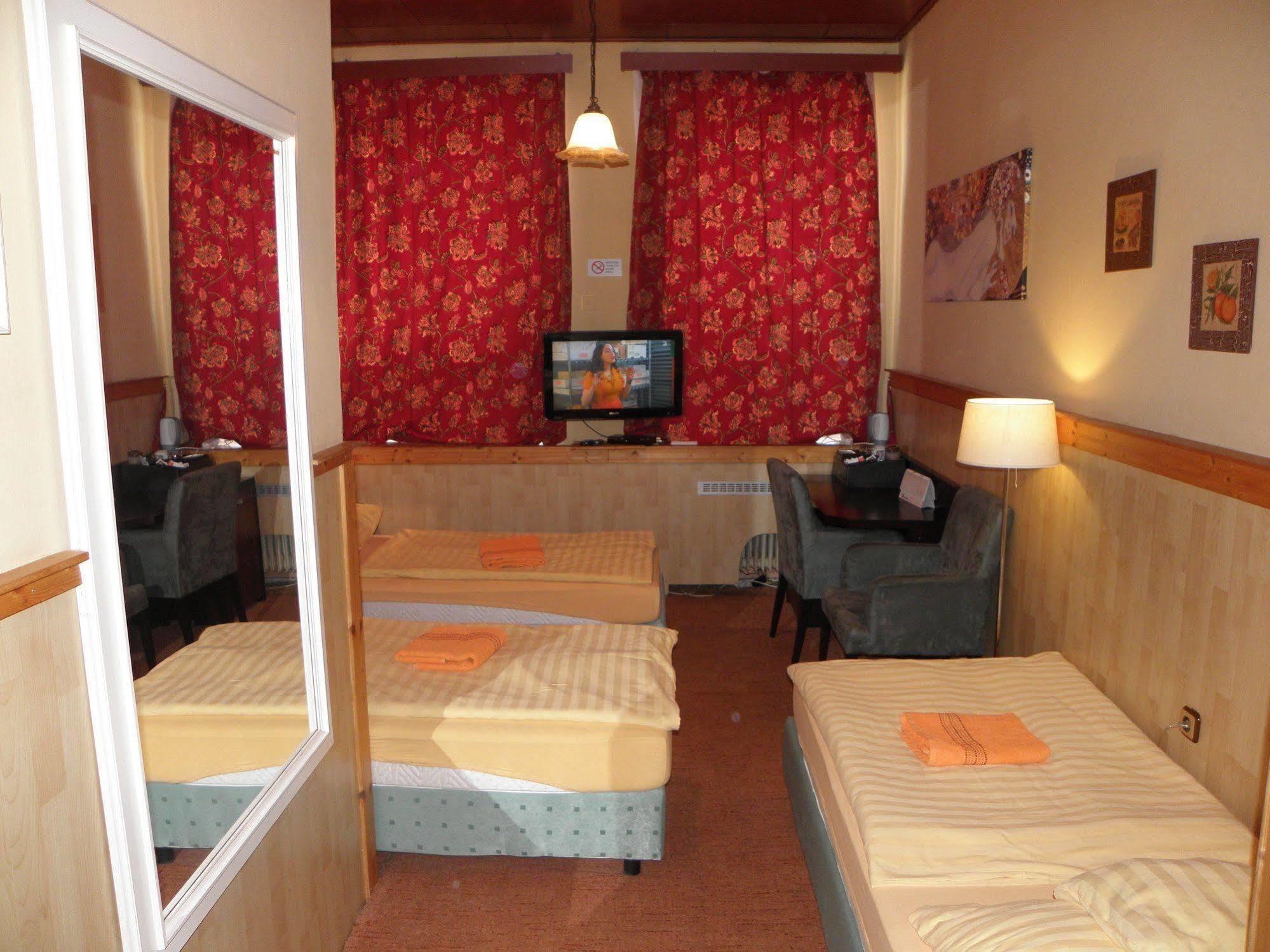 Hotel U Branky Stříbro Eksteriør bilde
